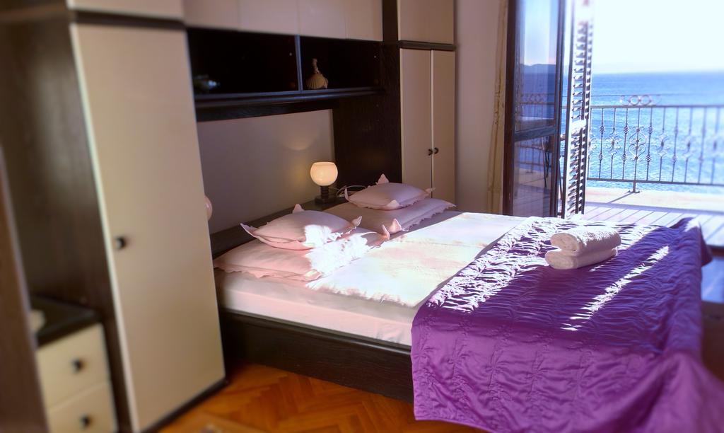 Apartments Malina Tučepi Buitenkant foto